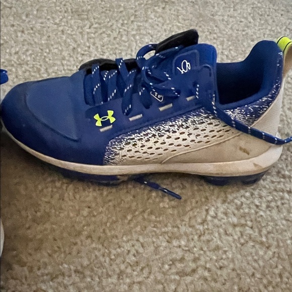 Under Armour Blue and Neon Green baseball cleats - Picture 3 of 3